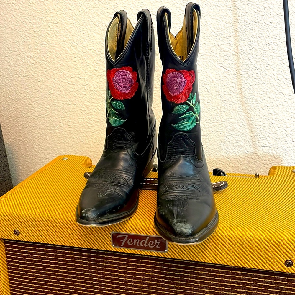 Rose cowboy boots